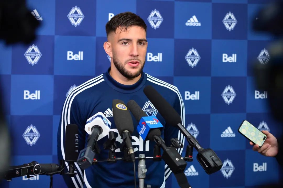 加拿大球员加盟国内联赛,掀起转会热潮的简单介绍 加拿大球员加盟国内联赛,掀起转会热潮的简单介绍