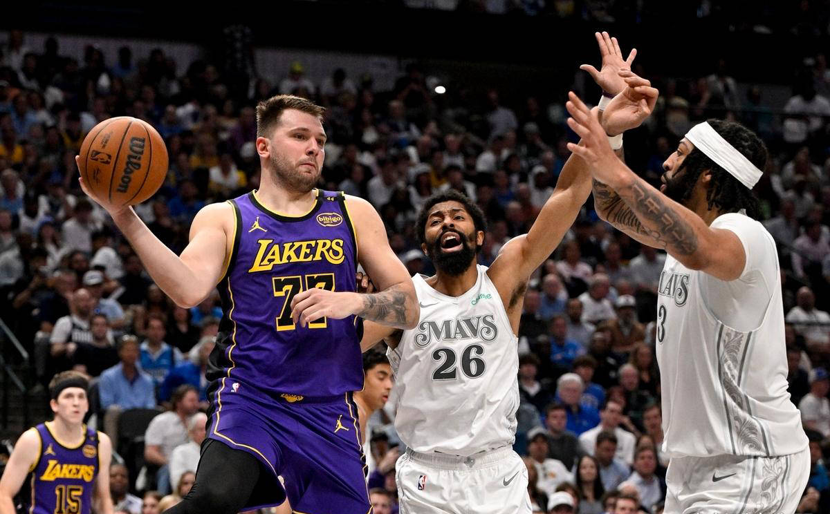 湖人核心高效得分,领队取得宝贵胜利 湖人核心高效得分,领队取得宝贵胜利