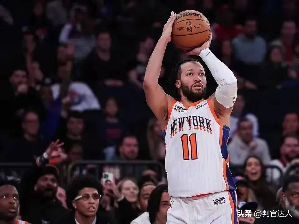 活塞队外线射手集体爆发,狂揽三分进攻的简单介绍 活塞队外线射手集体爆发,狂揽三分进攻的简单介绍