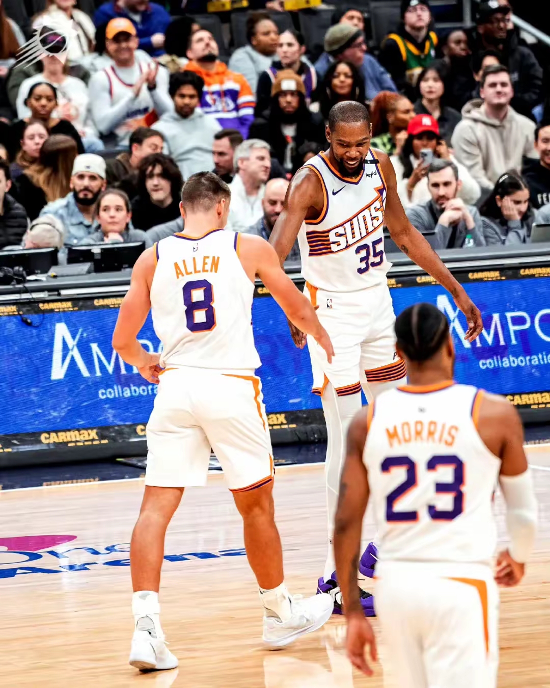 快船客场击败太阳,继续领跑西部 快船客场击败太阳,继续领跑西部