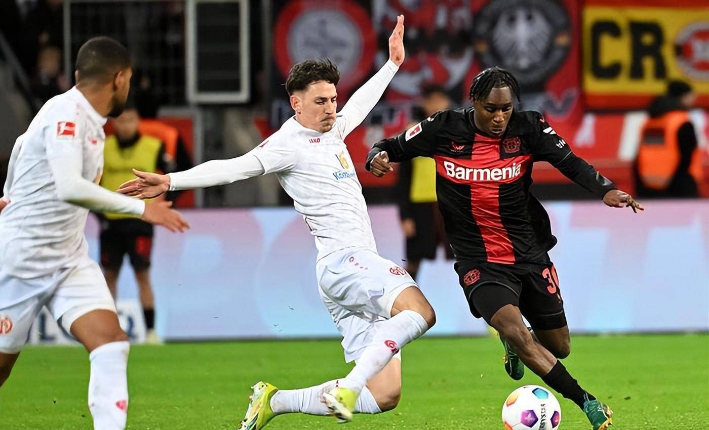 关于门兴格拉德巴赫客场告负,球队状态低迷的信息 关于门兴格拉德巴赫客场告负,球队状态低迷的信息