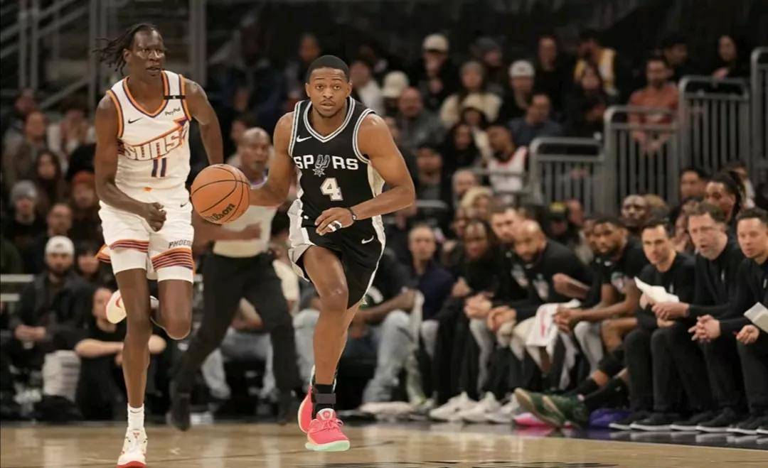 太阳队大胜马刺队，刷新了自身记录的简单介绍