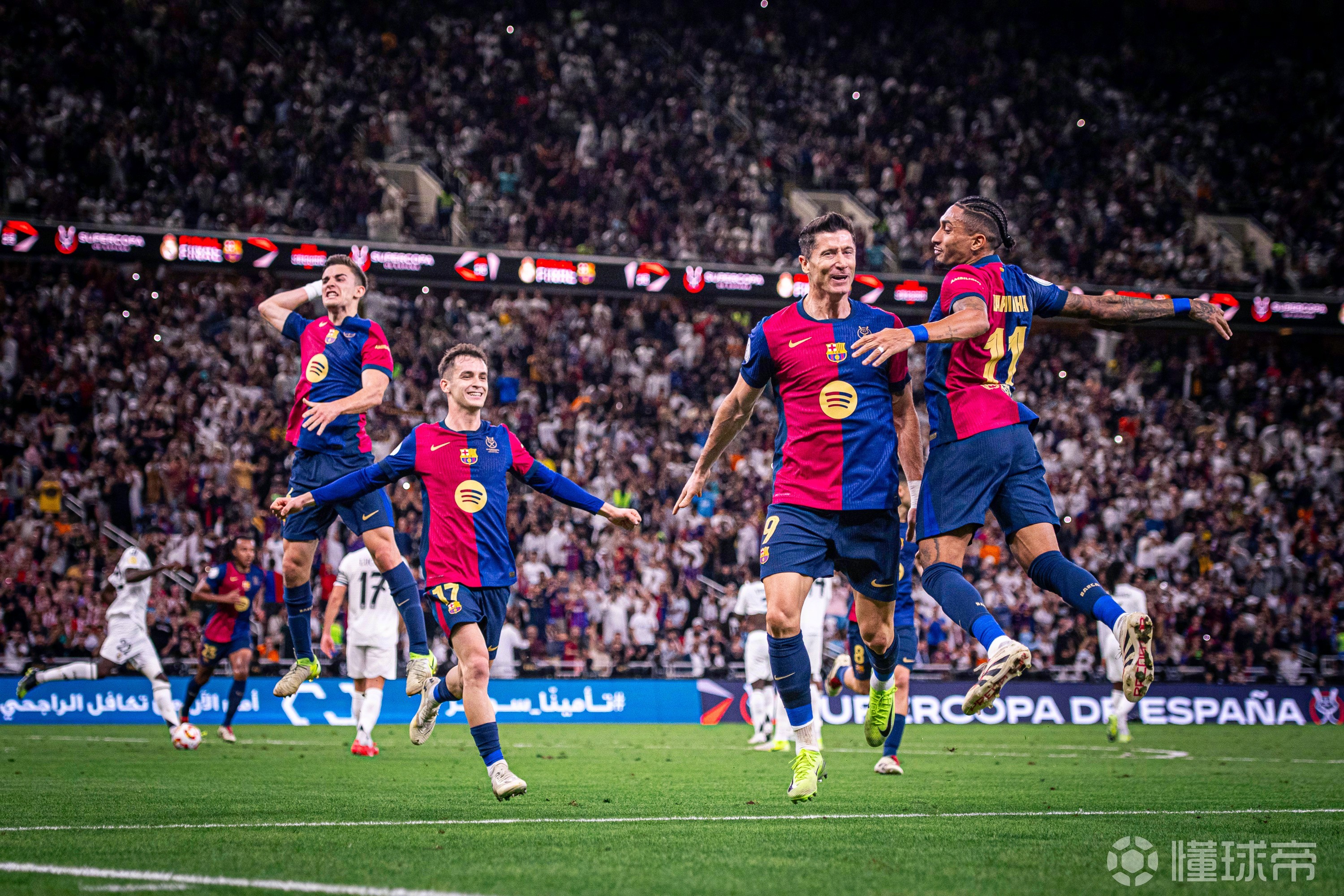 包含篮球冠军联赛：巴塞罗那男篮逆转战胜对手的词条