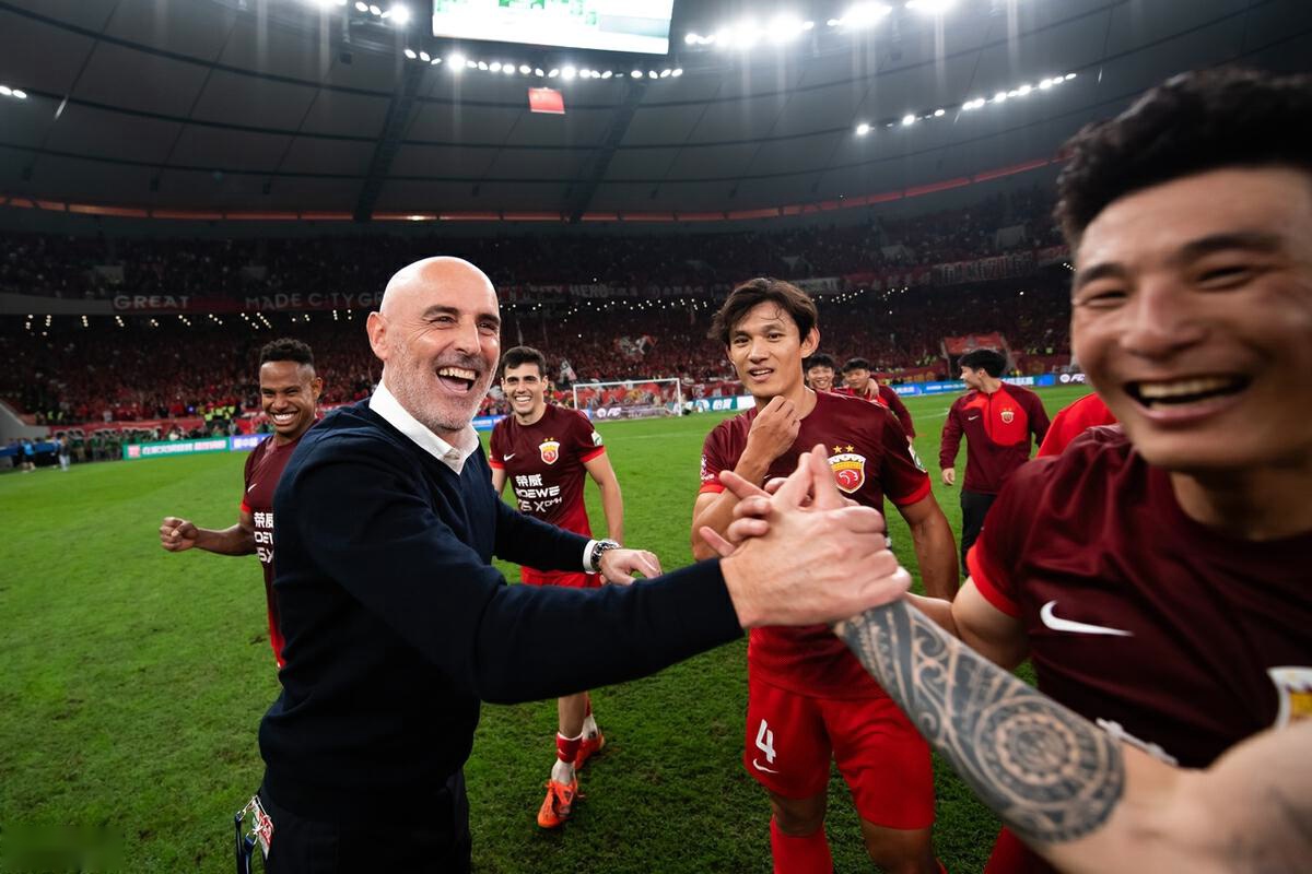 上港队长发挥出色，率领球队取得连胜的简单介绍