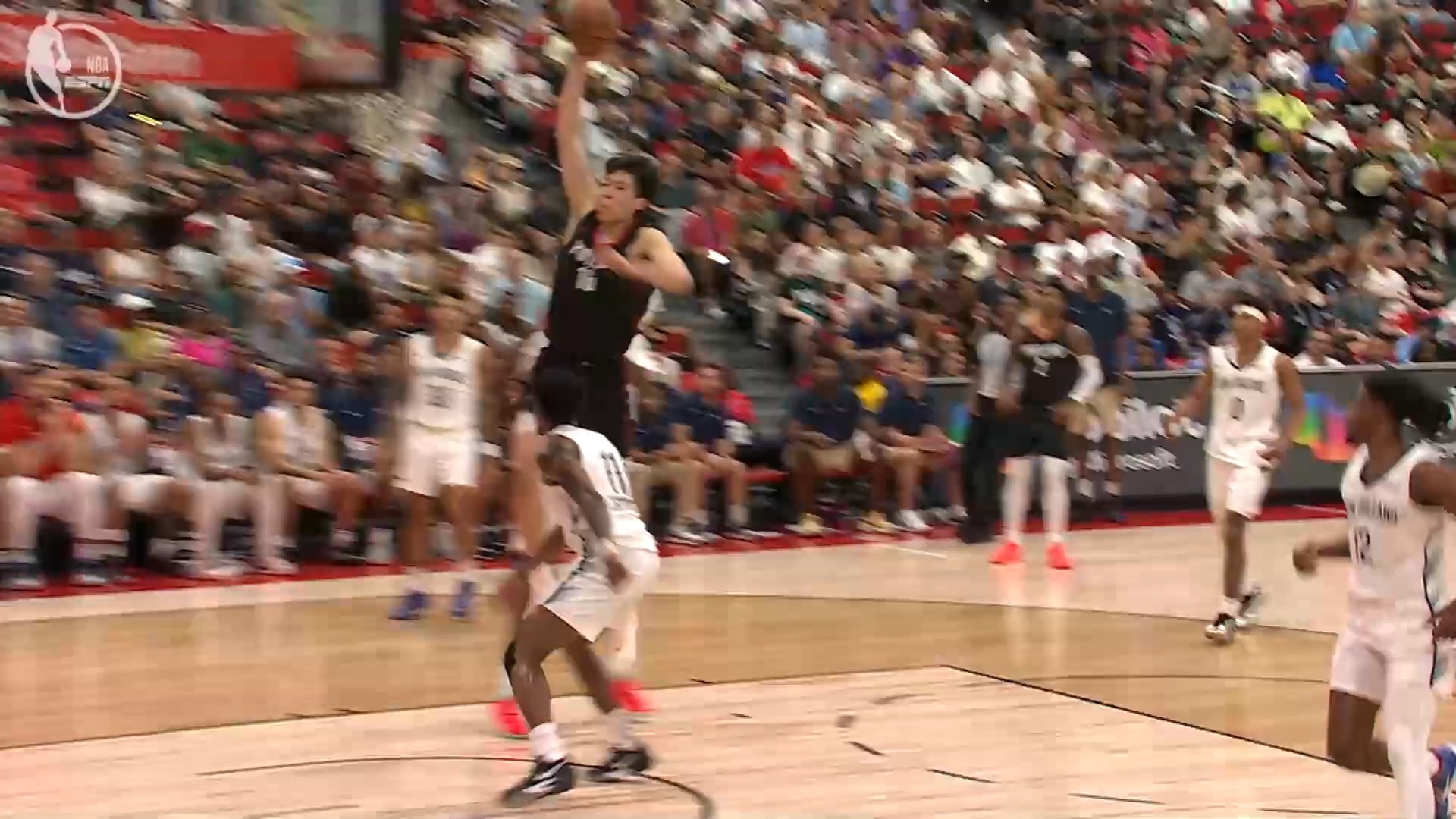 关于新奥尔良鹈鹕大胜国王，豪取两连胜的信息