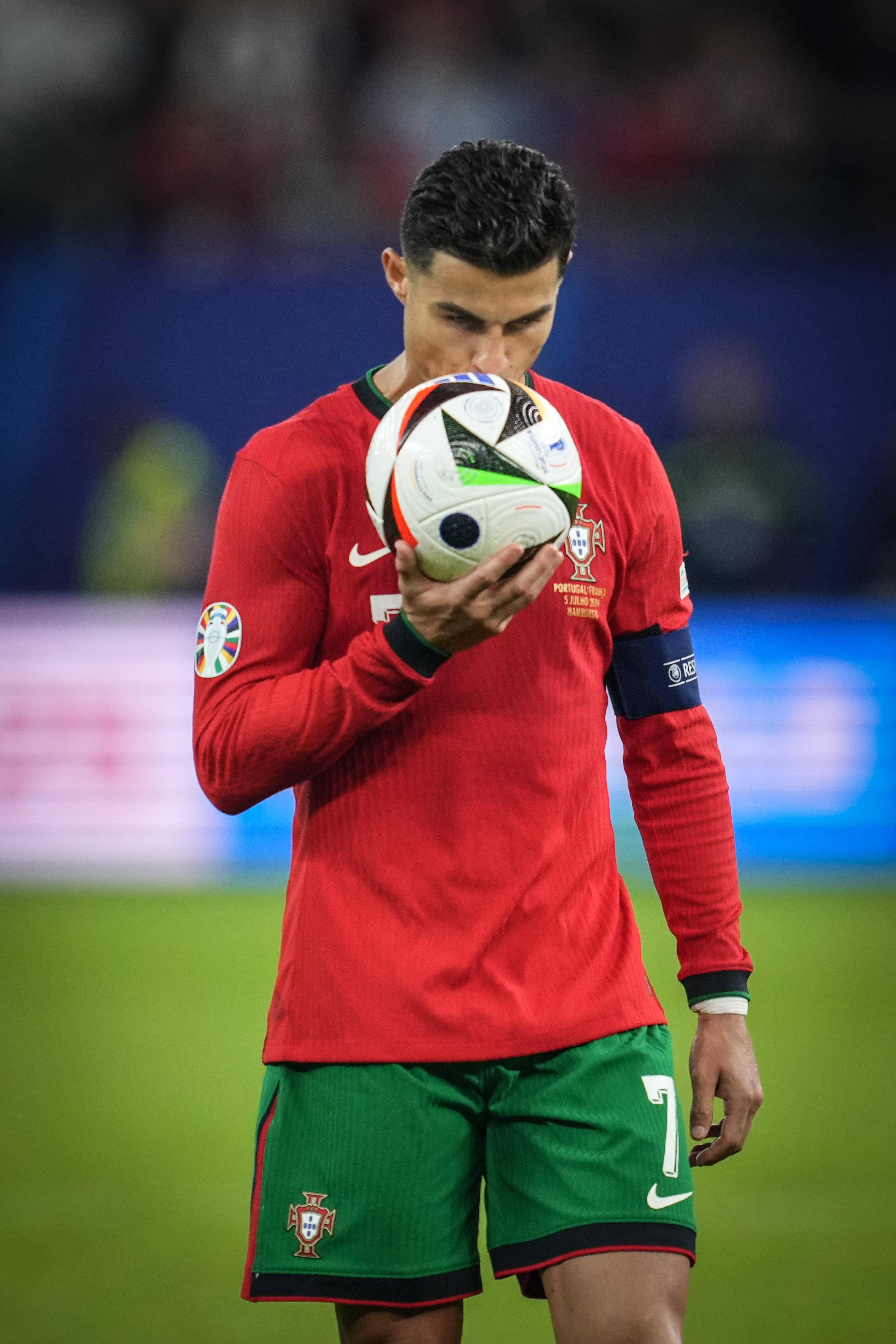 欧洲锦标赛小组赛,荷兰-大胜保加利亚的简单介绍 欧洲锦标赛小组赛,荷兰-大胜保加利亚的简单介绍