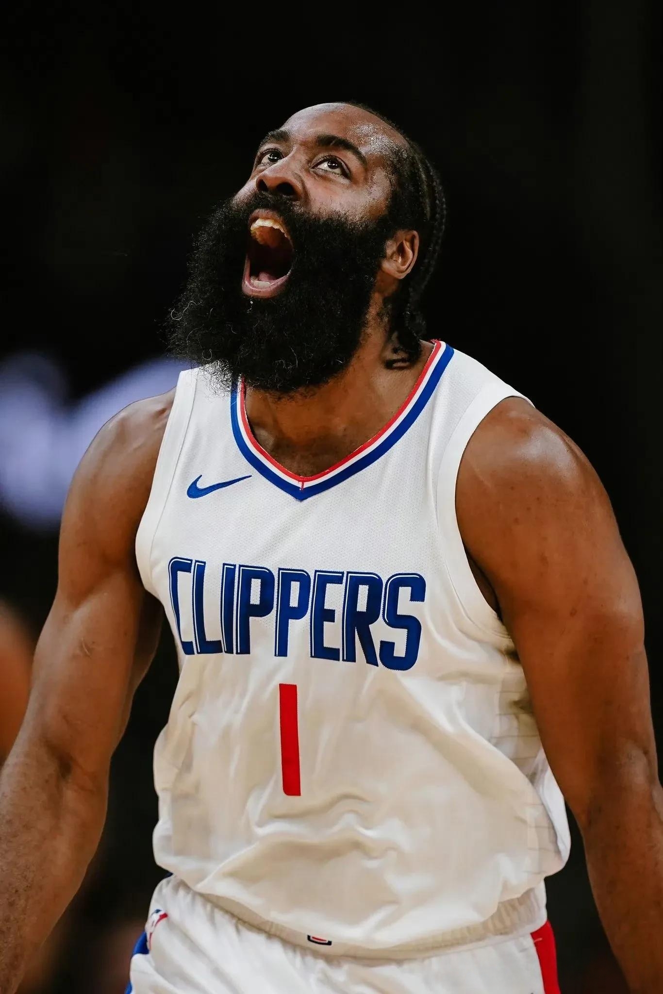 本轮焦点：詹姆斯逆转，争议判罚的简单介绍