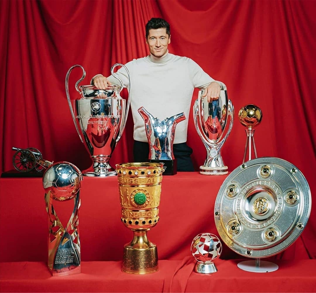 法国队险胜拜仁,莱万乌龙送礼欧冠的简单介绍 法国队险胜拜仁,莱万乌龙送礼欧冠的简单介绍