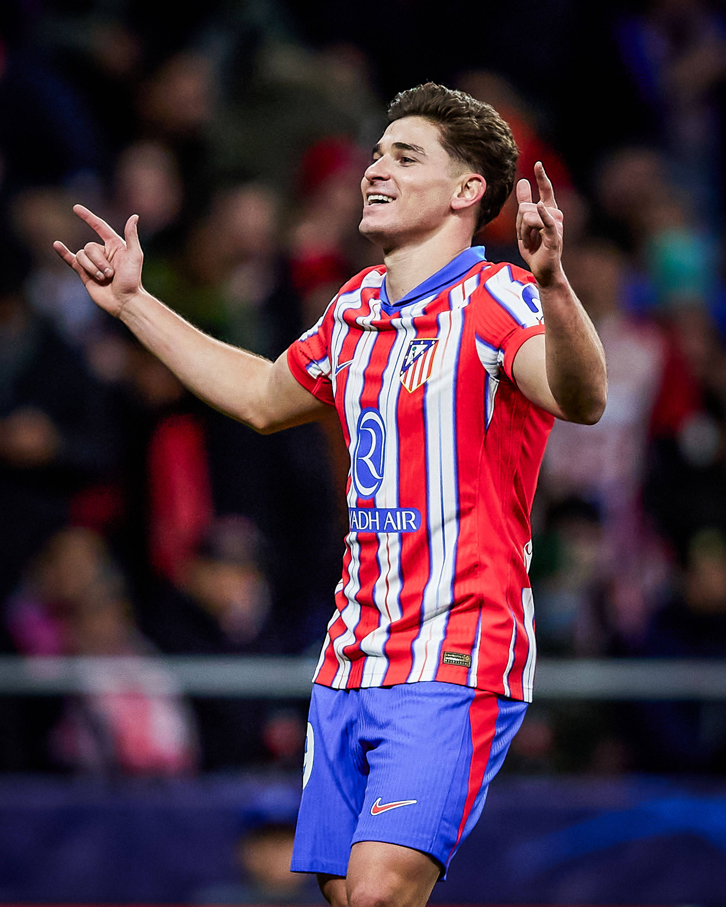 关于意大利队险胜AC米兰,凯恩世界波破门欧冠的信息 关于意大利队险胜AC米兰,凯恩世界波破门欧冠的信息