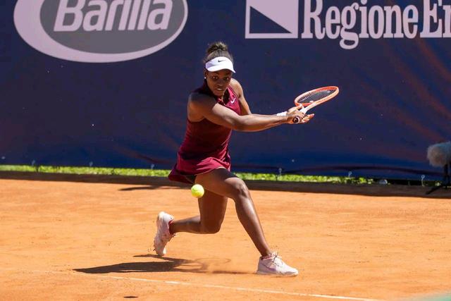 贝尔格莱德游击被罗马客场逆袭