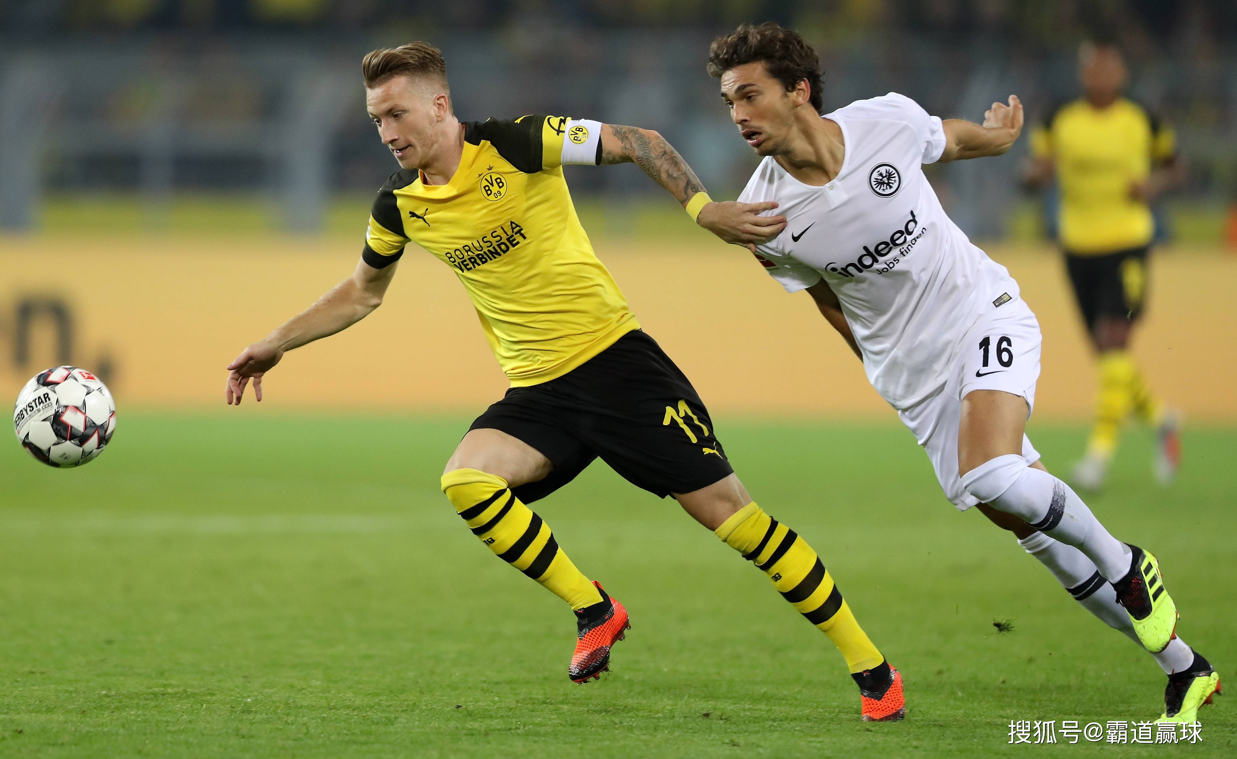 法兰克福客场逆转击败对手，靠前集团的简单介绍