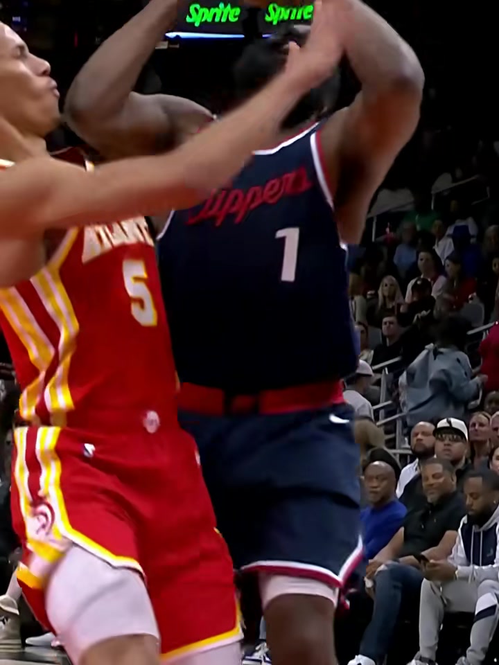 雄鹿大胜老鹰，哈登贡献32分！