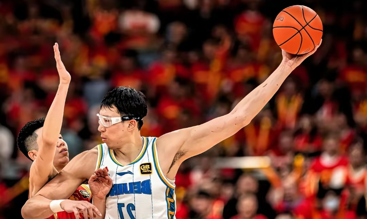 火箭击败黄蜂，周琦发挥稳定