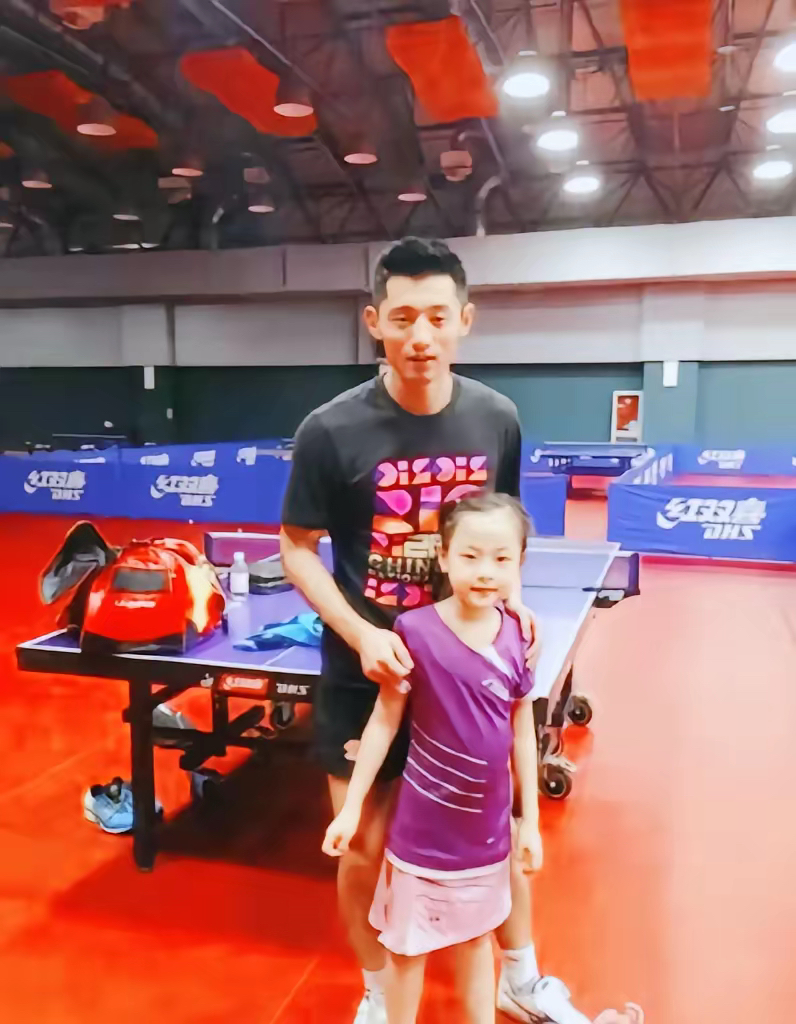 德国乒乓球队轻取韩国乒乓球队，张继科送出助攻的简单介绍