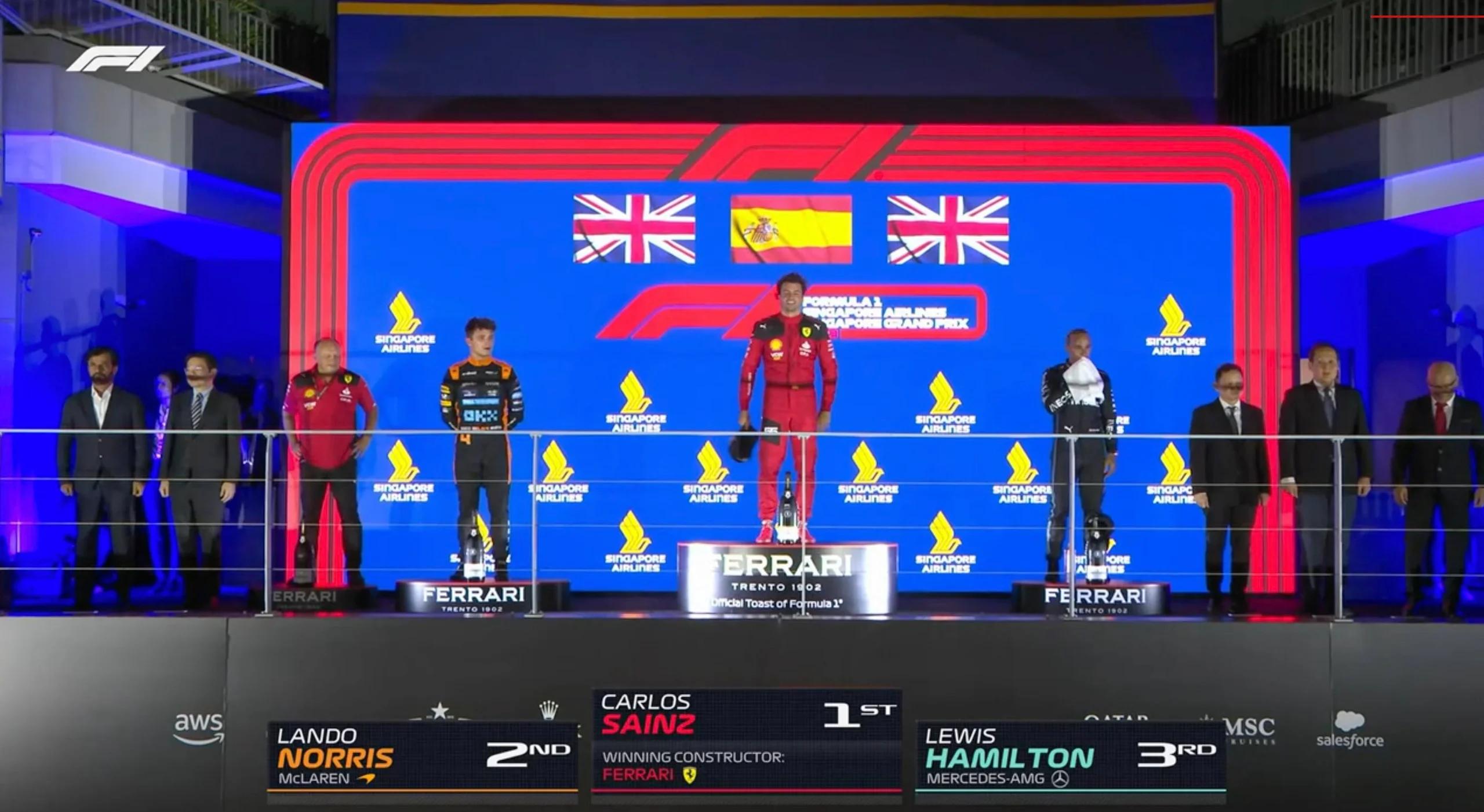 关于迈凯伦轻取梅赛德斯，汉密尔顿状态火热的信息