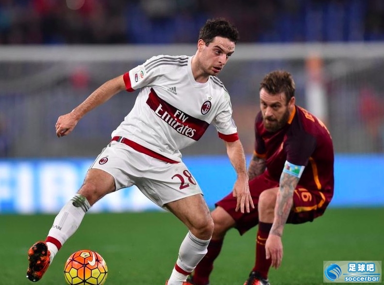 AC米兰客场痛失胜利,需要积极反思调整状态 AC米兰客场痛失胜利,需要积极反思调整状态
