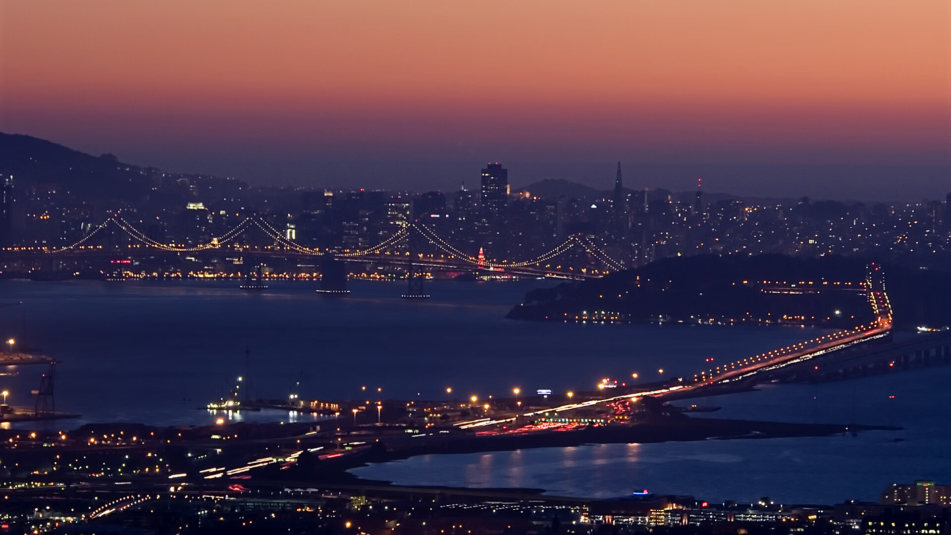 足球双响炮，西甲德比焦点战与阿根廷压哨绝杀芬兰