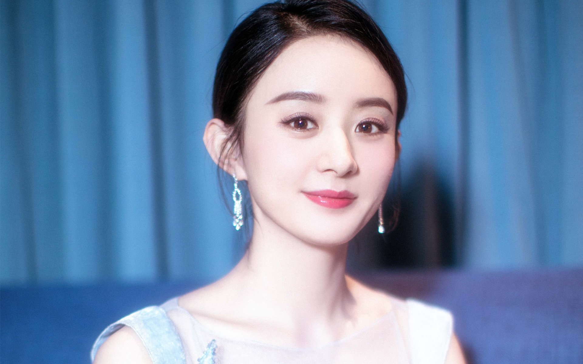 西甲国家德比之夜，马丁内利以火焰节奏点燃新时代