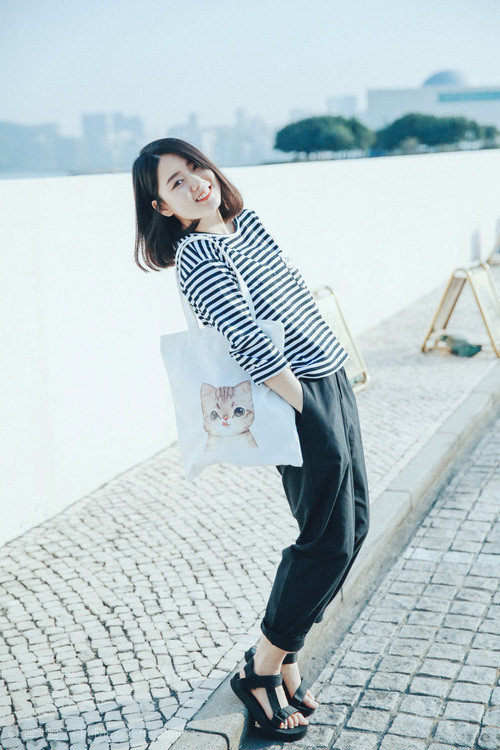 弗拉霍维奇友谊赛上演教科书级表现，当意甲锋刃点亮法卡之战的夜空