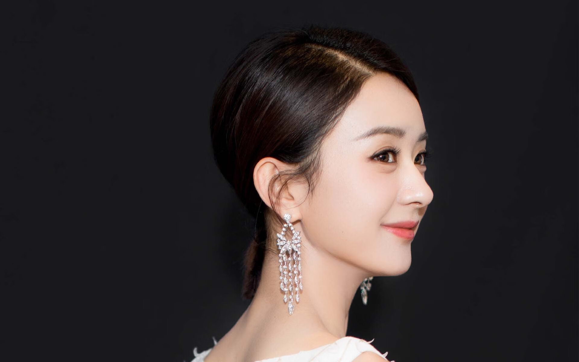 球场两端的统治力，NBA的冷门与欧洲篮坛的巨星时刻